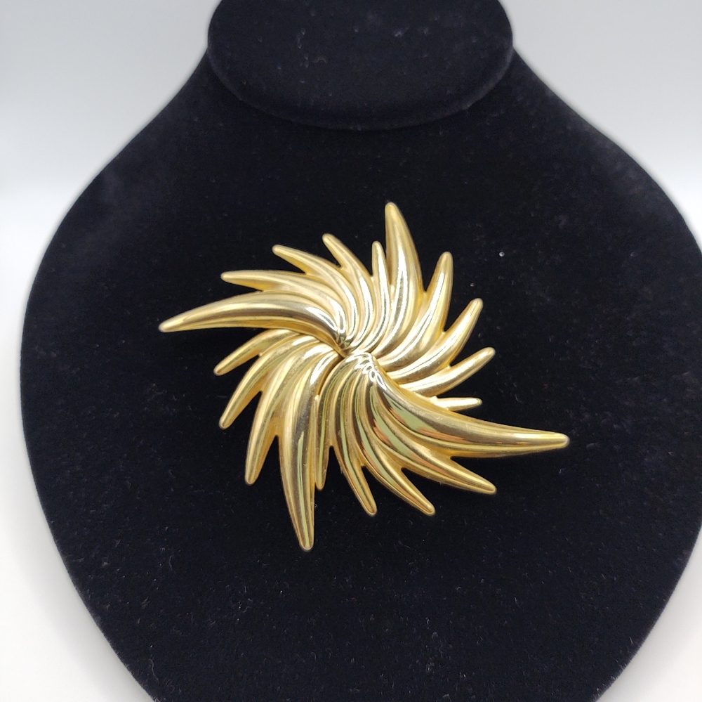 Vintage Large Brooch Statement Piece